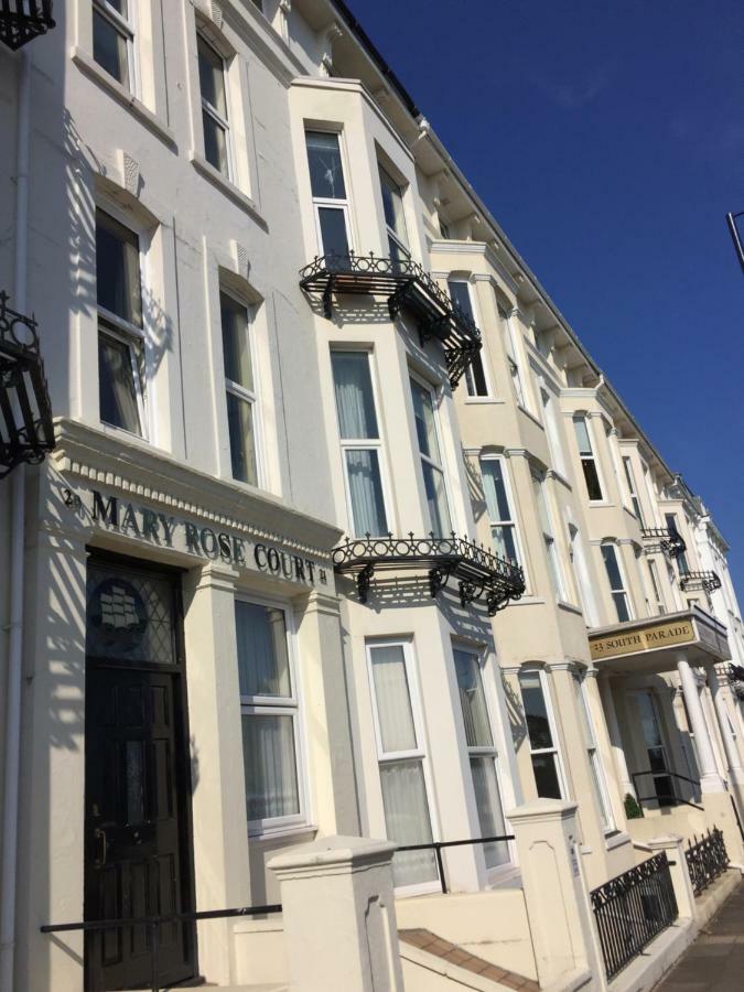 Modern One Bedroom Apartment Near The Seafront Portsmouth Eksteriør billede