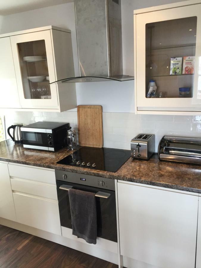 Modern One Bedroom Apartment Near The Seafront Portsmouth Eksteriør billede