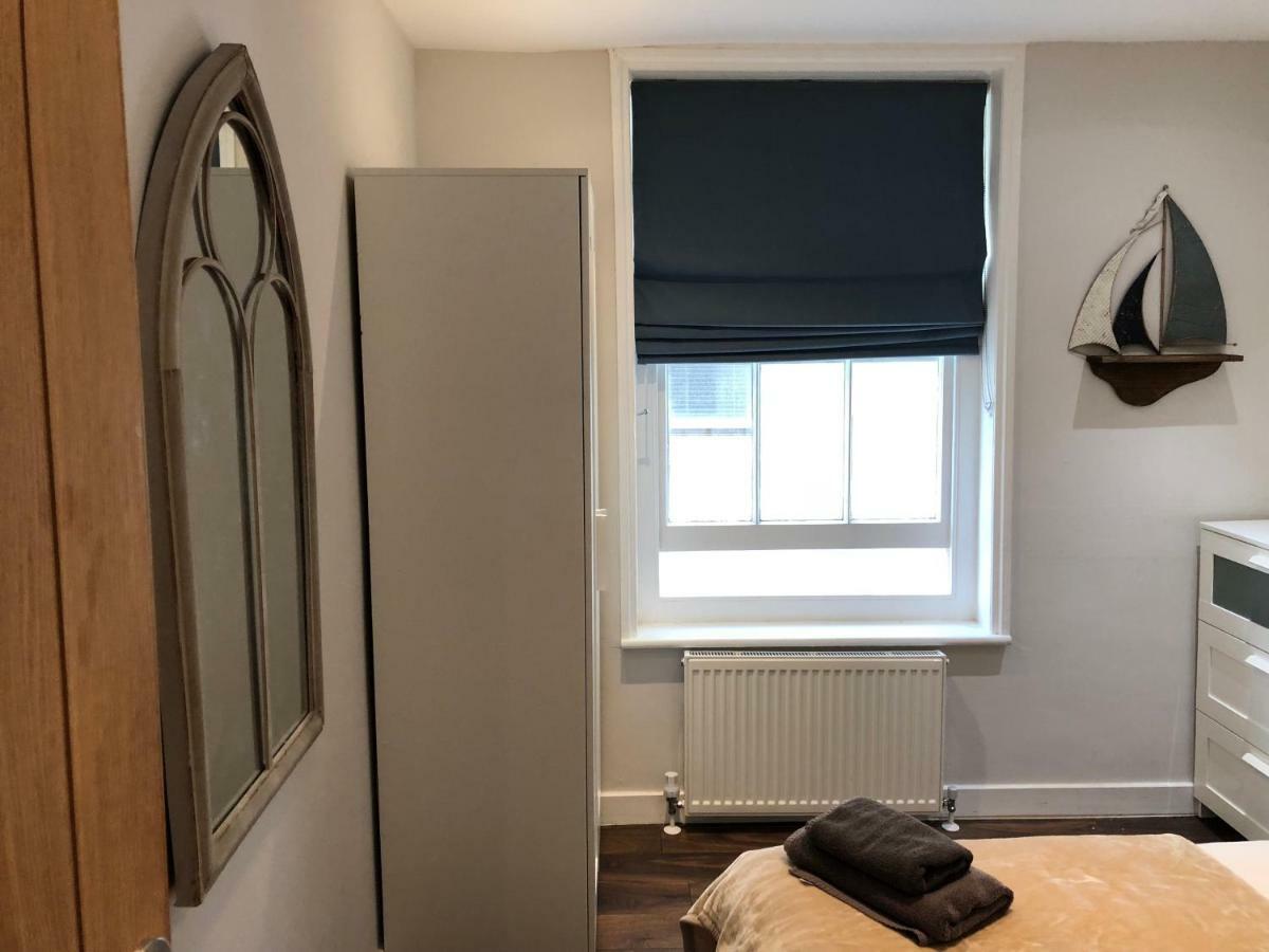 Modern One Bedroom Apartment Near The Seafront Portsmouth Eksteriør billede